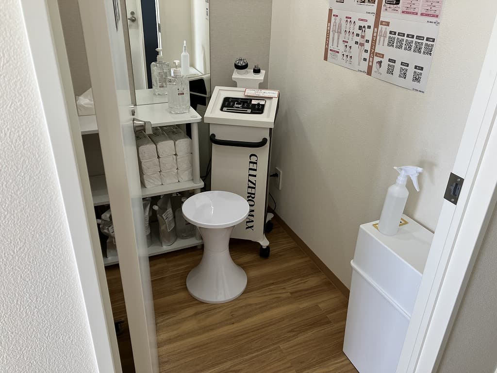 chocoZAP 松山朝生田の公式店舗写真